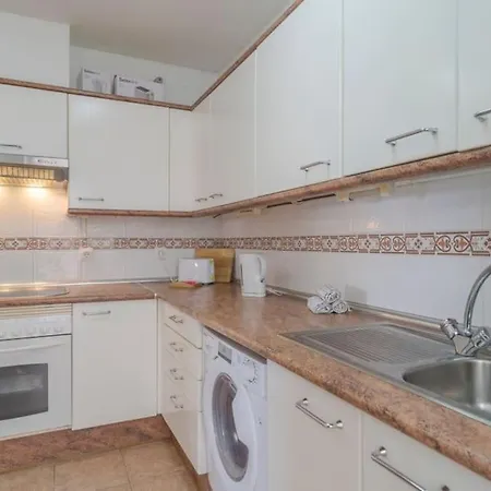 2 Bed Sea View Perfect Location Apartment