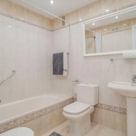 2 Bed Sea View Perfect Location Apartment Estepona